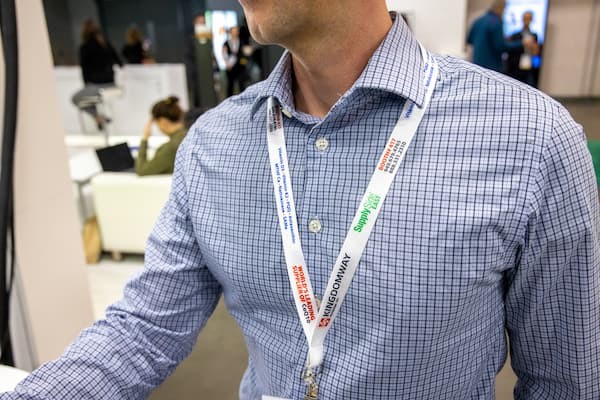 show badge